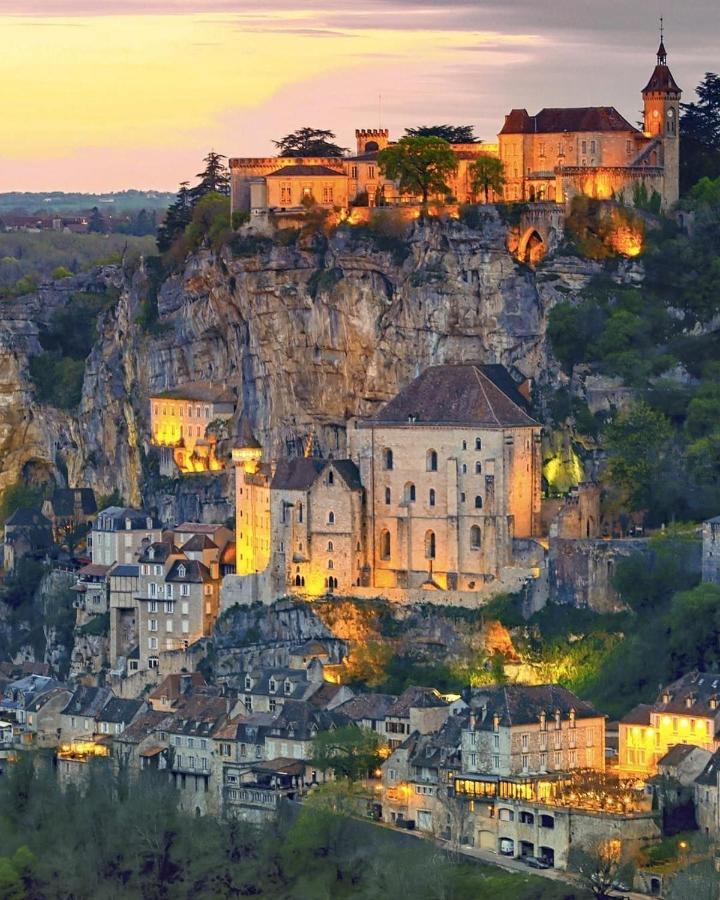 Hotel Restaurant Le Relais Des Gourmands 3*