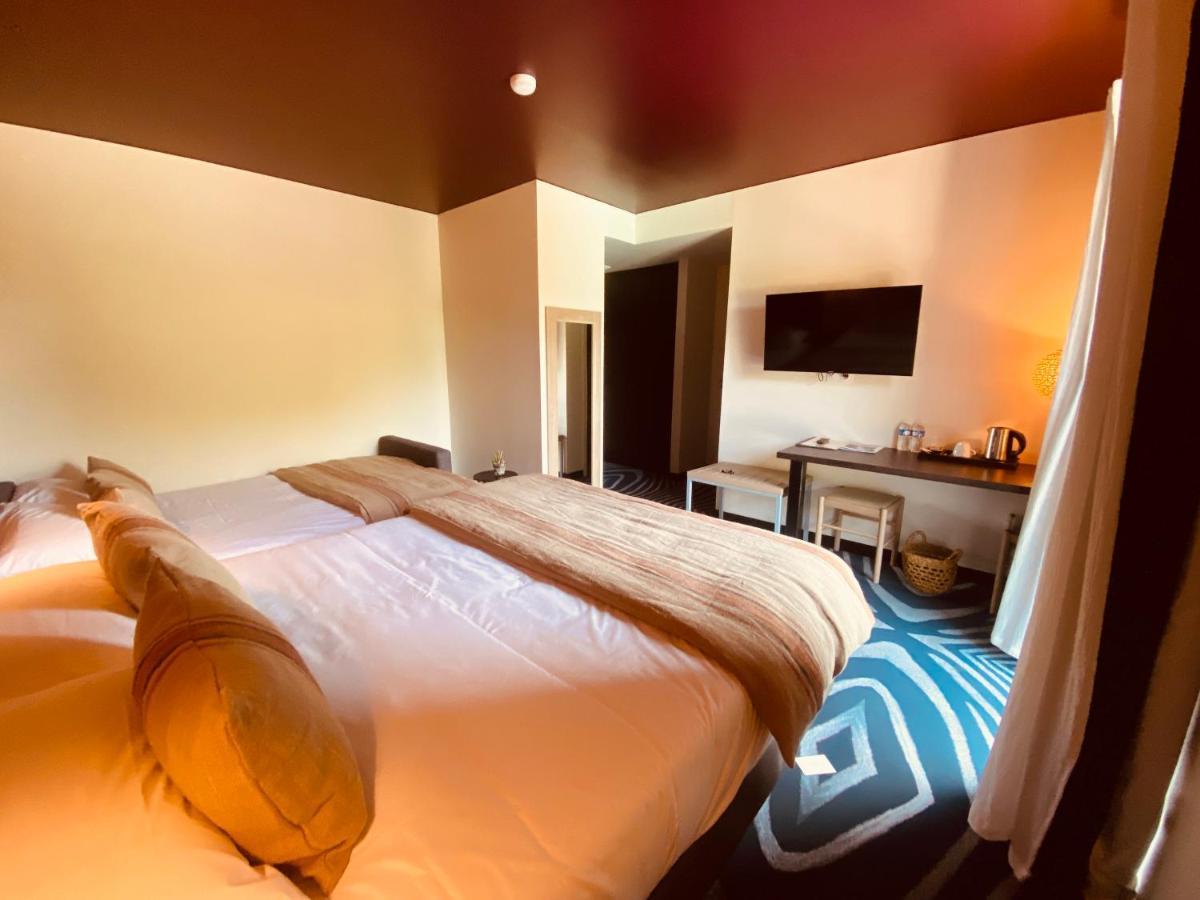 Restaurant Le Relais Des Gourmands Hotel 3*
